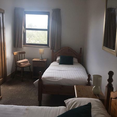 Dalys Accommodation Kilkenny Bagian luar foto