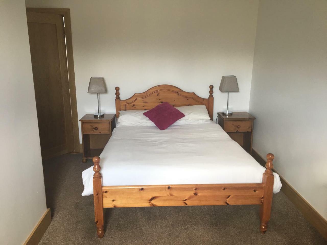 Dalys Accommodation Kilkenny Bagian luar foto