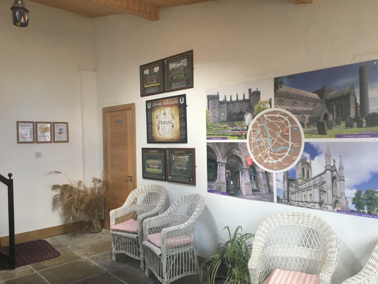 Dalys Accommodation Kilkenny Bagian luar foto