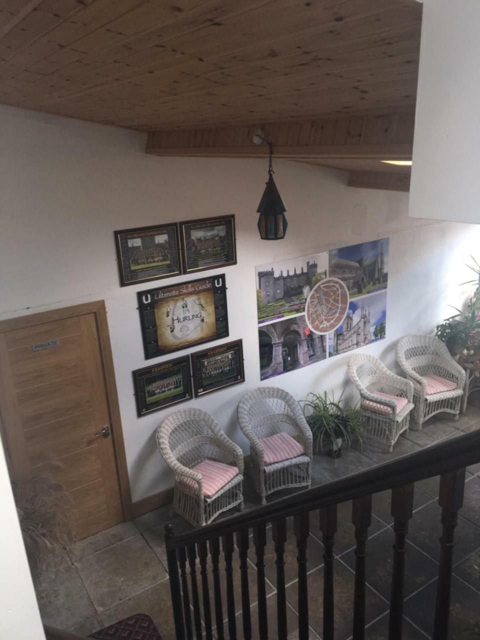 Dalys Accommodation Kilkenny Bagian luar foto